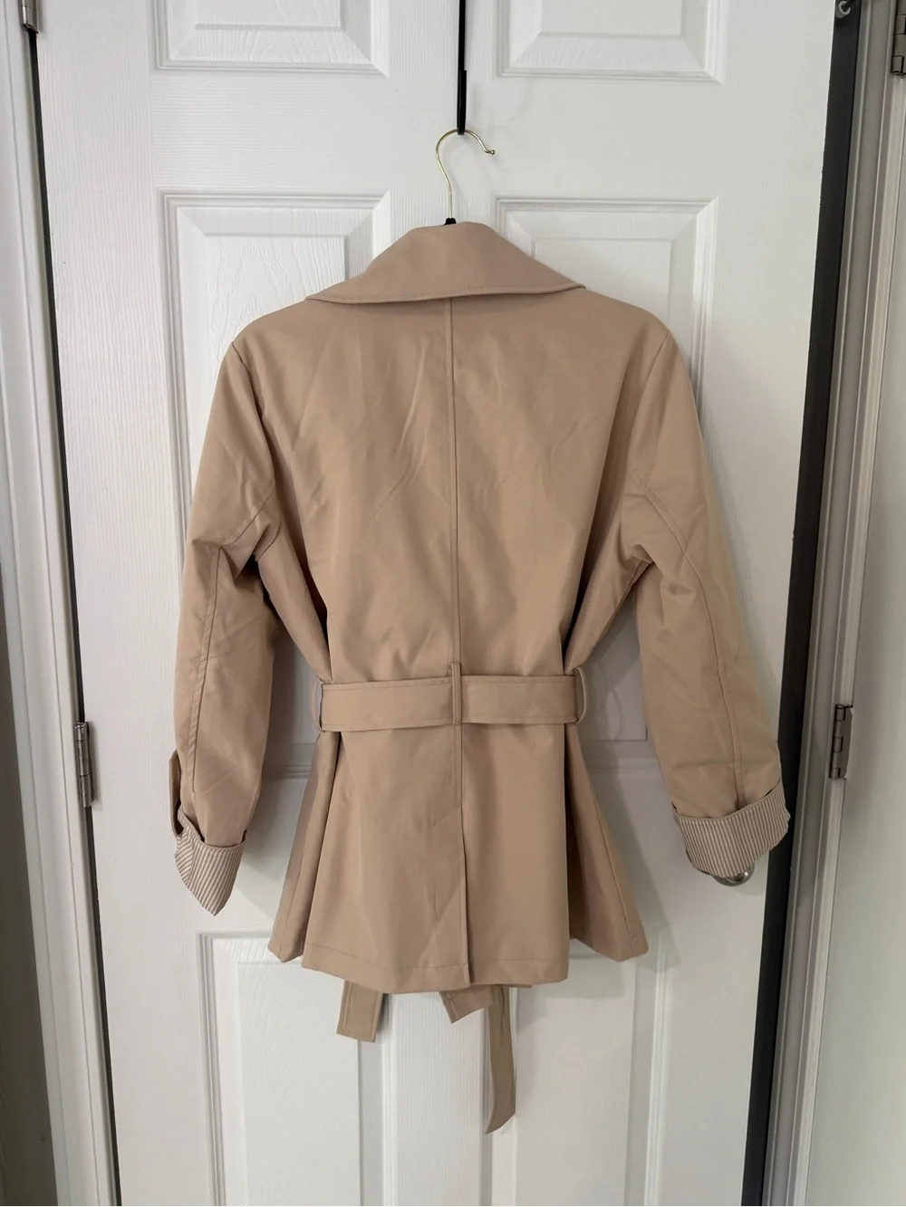 Beige Double-Breasted Belted Trench Coat - Picture 4 of 10